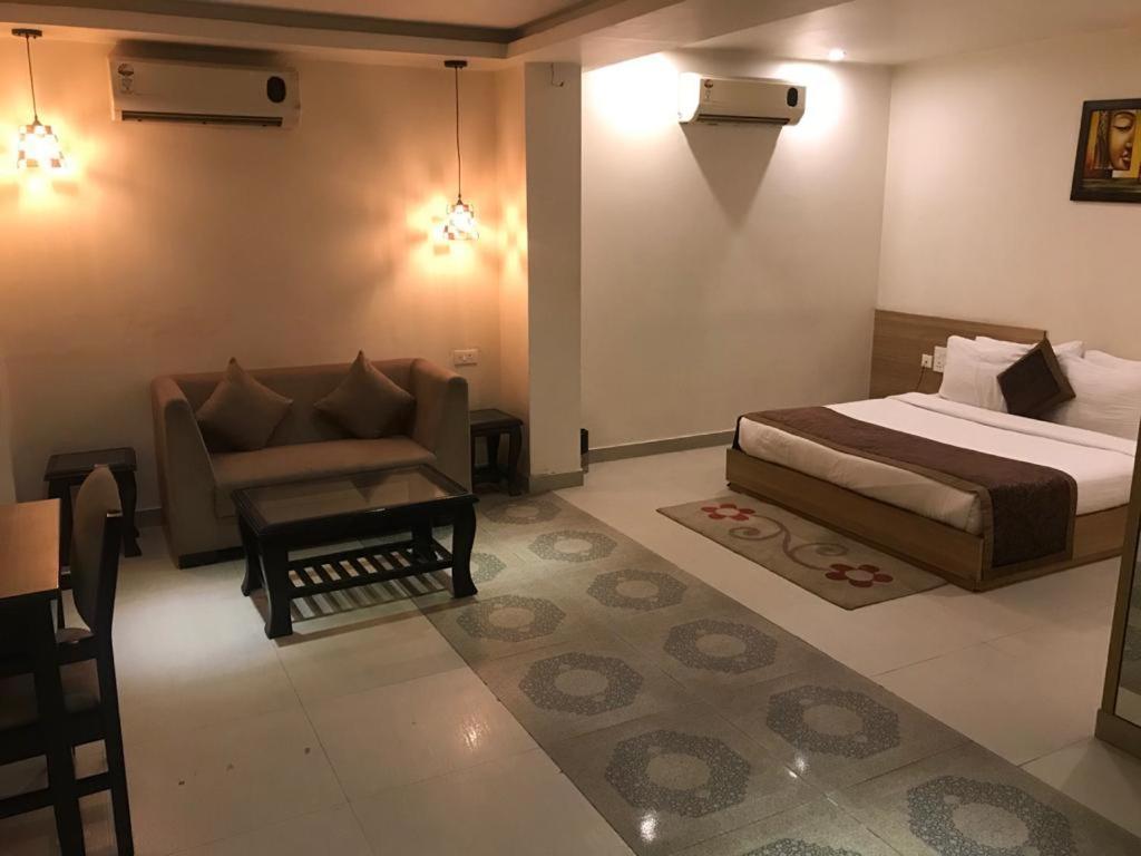 Hotel City Square Hisār 外观 照片