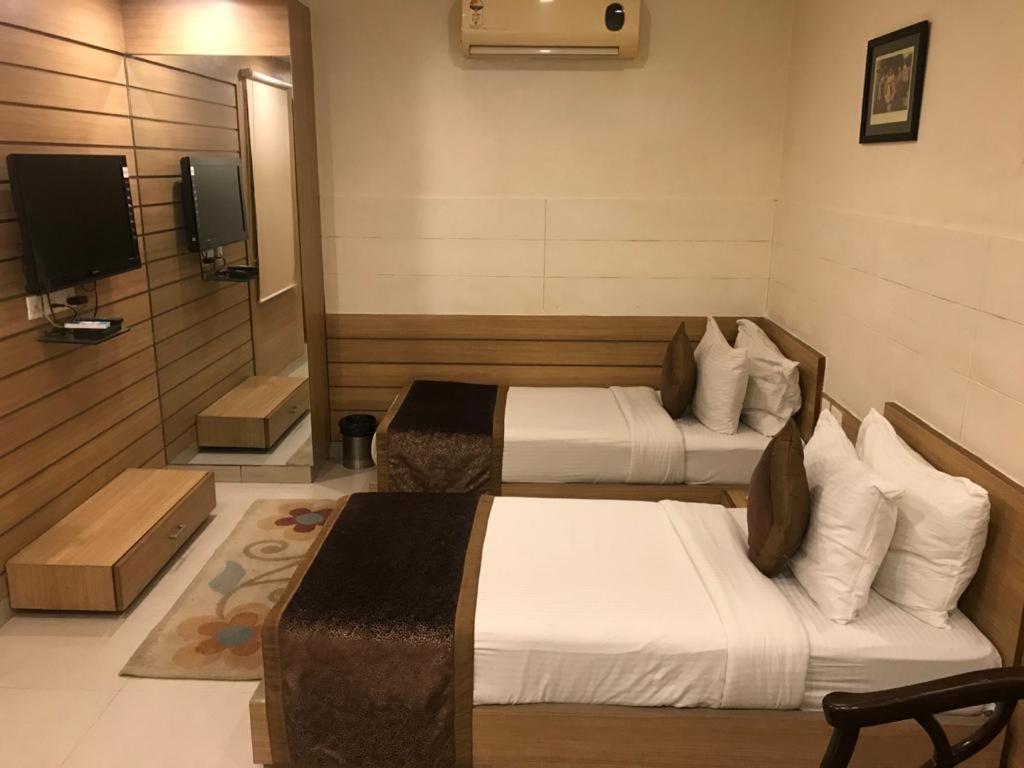 Hotel City Square Hisār 外观 照片