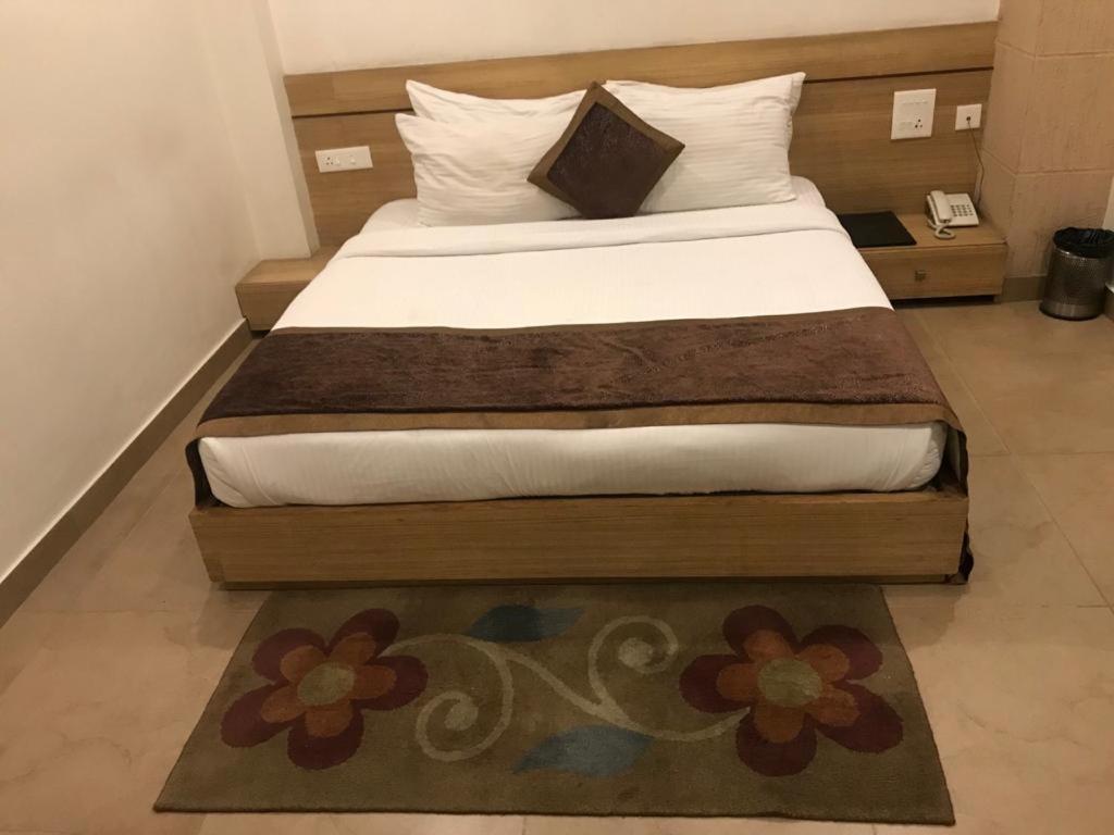 Hotel City Square Hisār 外观 照片