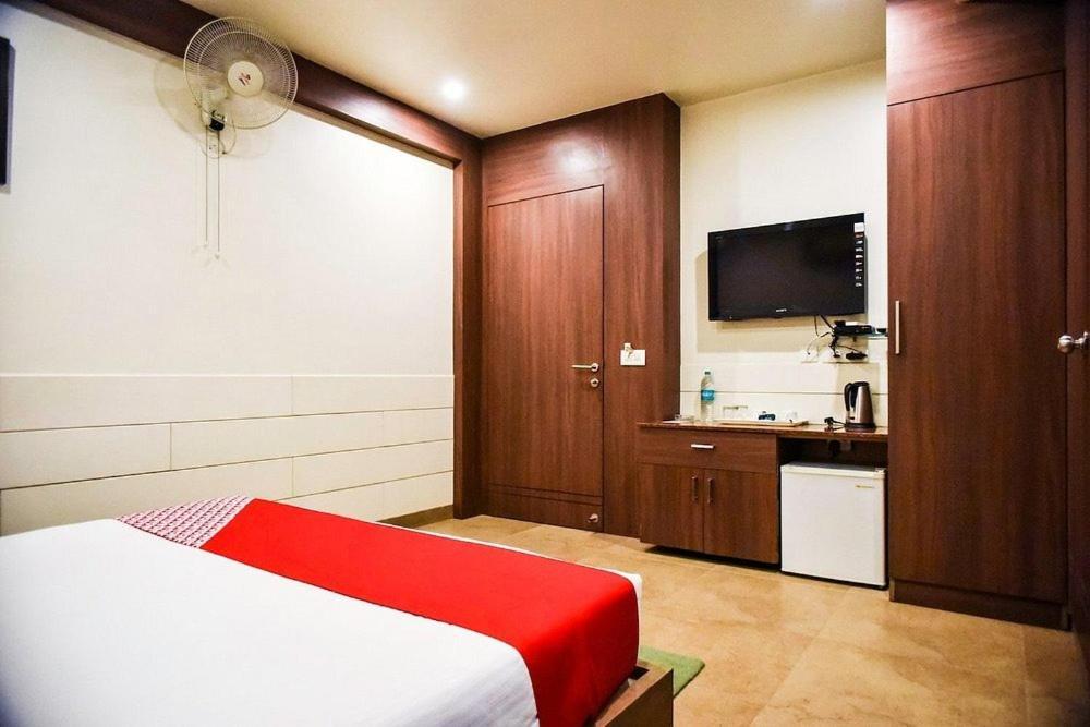 Hotel City Square Hisār 外观 照片